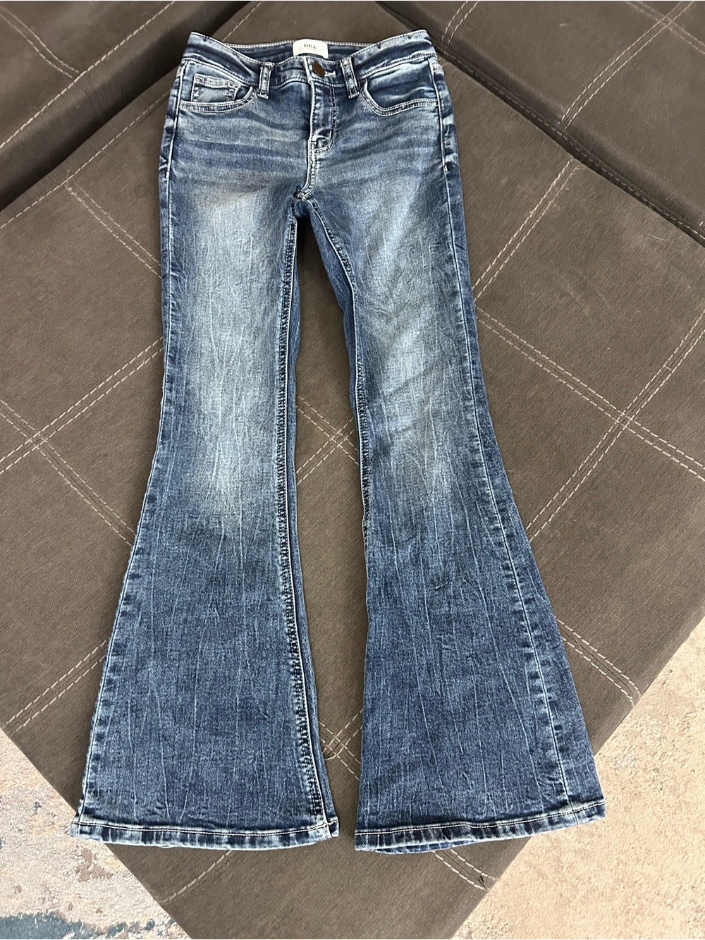 BKE Women's Flare Jeans in Washed Blue